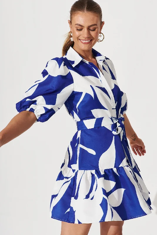 Plaid mini dresses for fall fashion Fione Shirt Dress In Blue With White Print