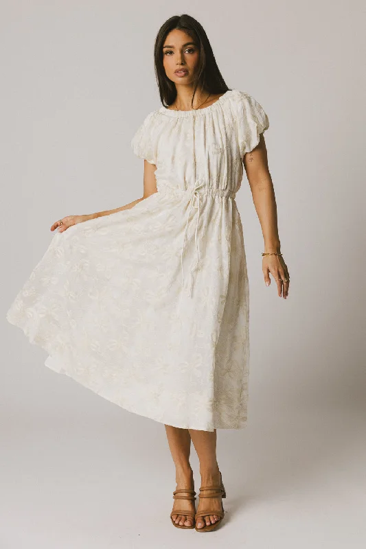 Midi dresses with V - necklines for a flattering and elongating effect Carol Floral Midi Dress Midi dresses with V - necklines for a flattering and elongating effect Carol Floral Midi Dress
