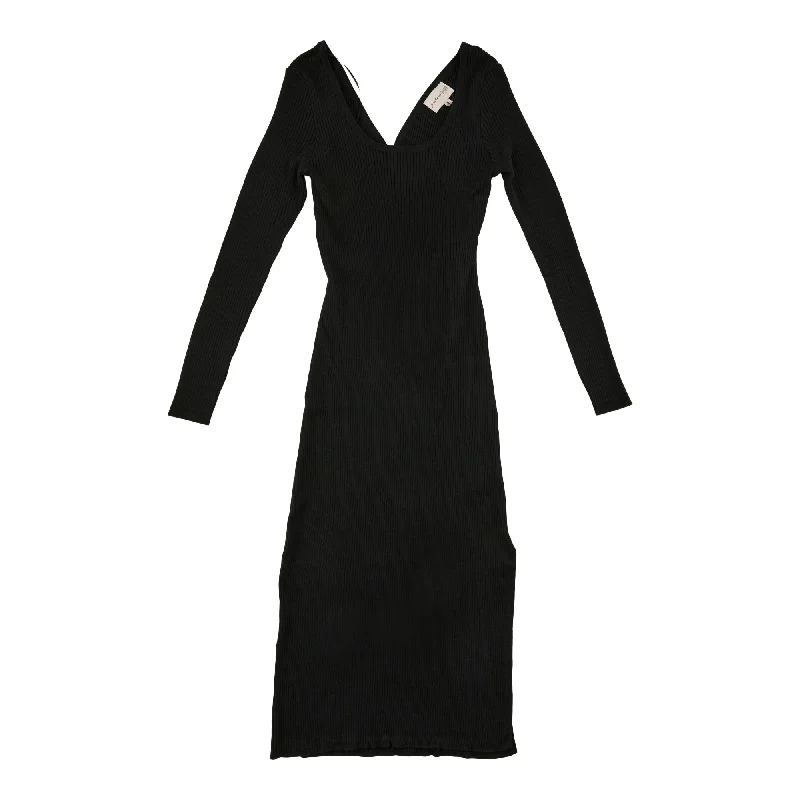 Mini dresses with geometric prints for a modern aesthetic Women's Long Sleeve V-Neck Sweater Dress Mini dresses with geometric prints for a modern aesthetic Women's Long Sleeve V-Neck Sweater Dress