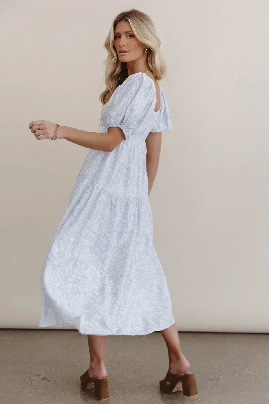 Plaid midi dresses for a fall - themed family gathering Kelsie Floral Midi Dress in Blue Plaid midi dresses for a fall - themed family gathering Kelsie Floral Midi Dress in Blue