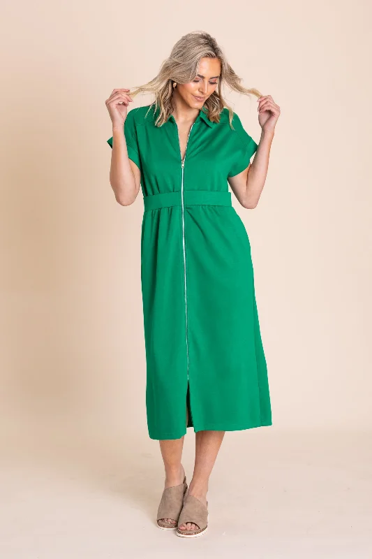 Velvet midi dresses in jewel tones for a glamorous winter event Jade Front Zip Up Midi Dress Velvet midi dresses in jewel tones for a glamorous winter event Jade Front Zip Up Midi Dress
