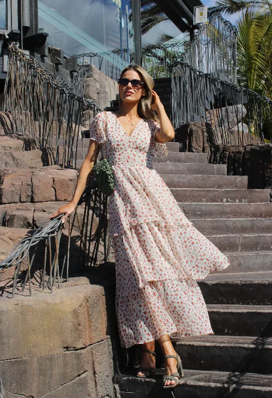 Midi dresses with puff sleeves for a vintage - inspired look Tiered Floral Midi Tea Dress Midi dresses with puff sleeves for a vintage - inspired look Tiered Floral Midi Tea Dress