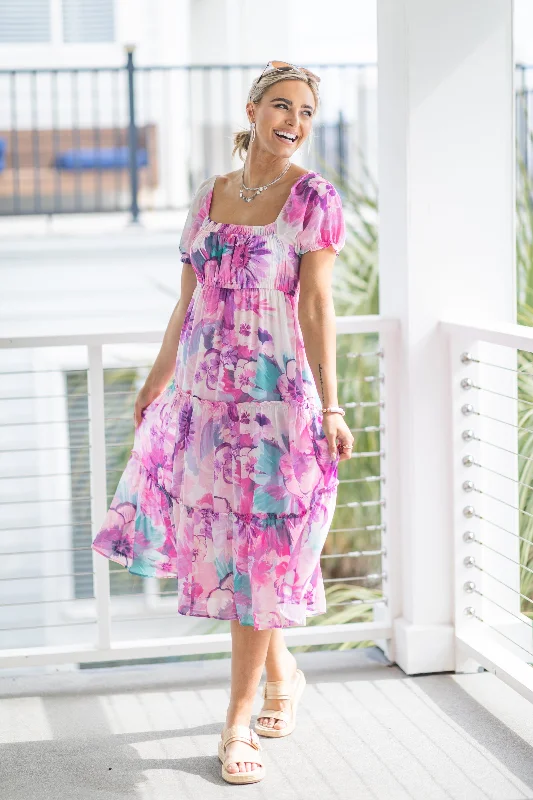 Midi dresses with tiered skirts for a bohemian festival look Floral Print Chiffon Midi Dress Midi dresses with tiered skirts for a bohemian festival look Floral Print Chiffon Midi Dress