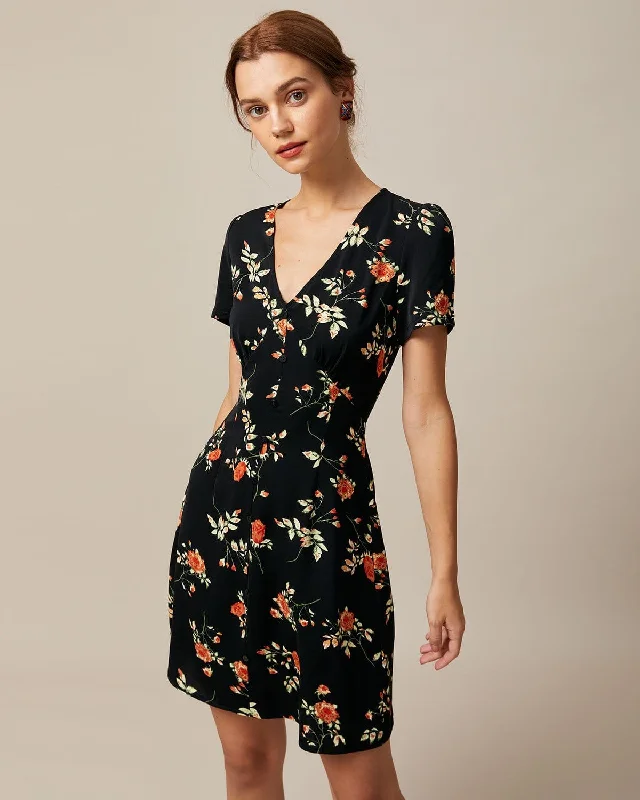 Mini dresses with patchwork designs for a unique style The Black V Neck Floral Button Up Mini Dress Mini dresses with patchwork designs for a unique style The Black V Neck Floral Button Up Mini Dress