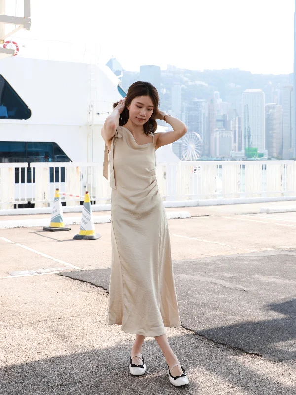 Midi dresses with one - shoulder designs for a modern and asymmetric style One Side Ribbon Silk Maxi Dress Midi dresses with one - shoulder designs for a modern and asymmetric style One Side Ribbon Silk Maxi Dress