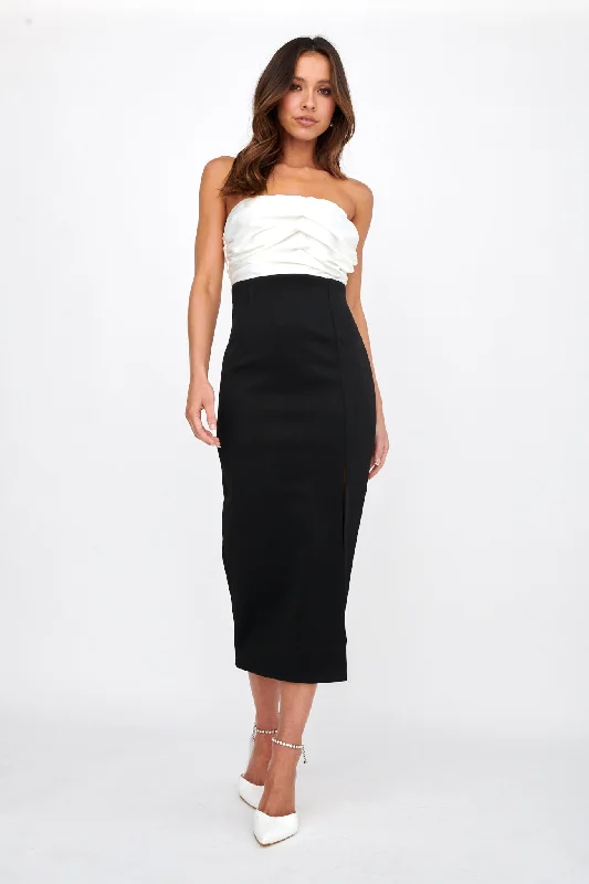 Midi dresses with fringe details for a fun and energetic style Brandi Strapless Split Midi Dress White/Black Midi dresses with fringe details for a fun and energetic style Brandi Strapless Split Midi Dress White/Black