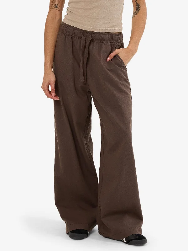 Flare Leg Women's Satin Trousers for a Glamorous Night OutKensley Elastic Pant - Dark Brindle Flare Leg Women's Satin Trousers for a Glamorous Night OutKensley Elastic Pant - Dark Brindle