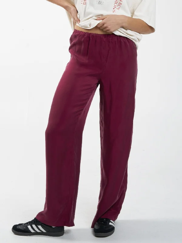 Plus Size Women's Drawstring - Waist Loungewear Pants in Soft FabricsPaloma Pant - Wine Plus Size Women's Drawstring - Waist Loungewear Pants in Soft FabricsPaloma Pant - Wine