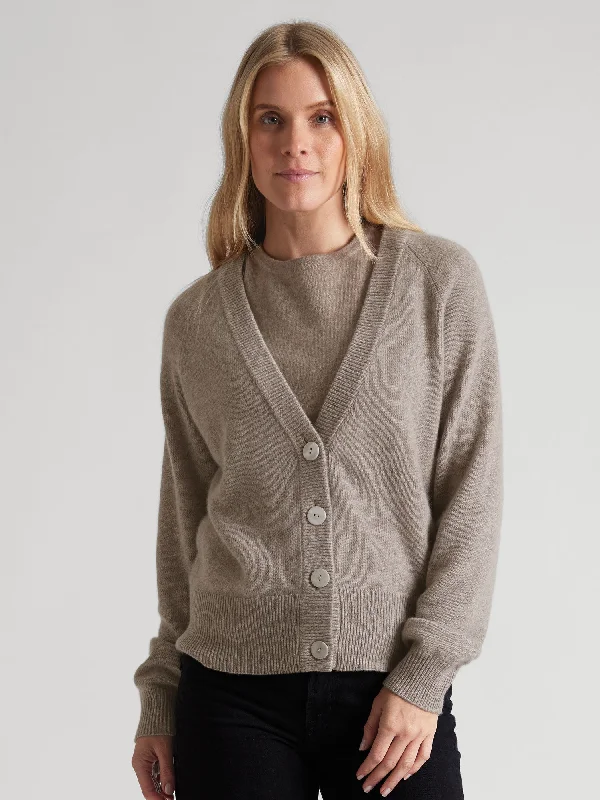 ribbed women cardigan with a classic textureCashmere cardigan "Eir" - toast