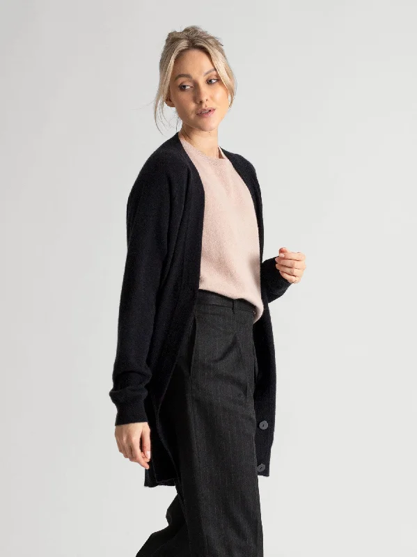 hooded women cardigan for added warmth and styleCashmere cardigan "Lykke" - black