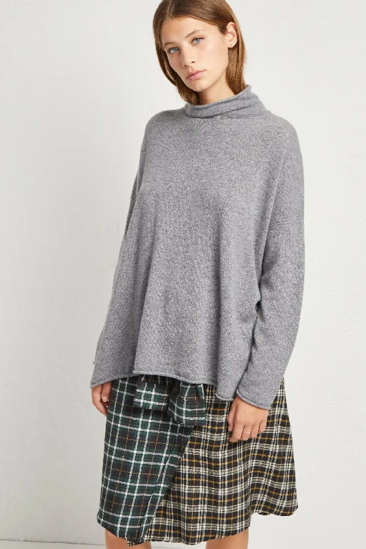 ribbed women cardigan with a classic textureEda Cashmere High Neck Jumper