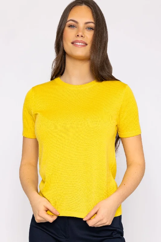 cashmere blend women cardigan for a luxurious feelMerino Short Sleeve Crew in Yellow cashmere blend women cardigan for a luxurious feelMerino Short Sleeve Crew in Yellow