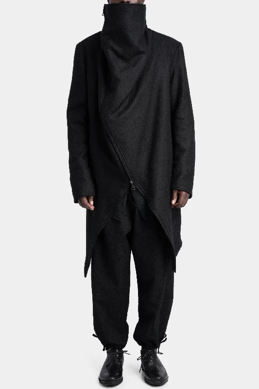 Oversized women's wool coats in a monochromatic look for a trendy outfitWool blend asymmetrical high neck coat Oversized women's wool coats in a monochromatic look for a trendy outfitWool blend asymmetrical high neck coat
