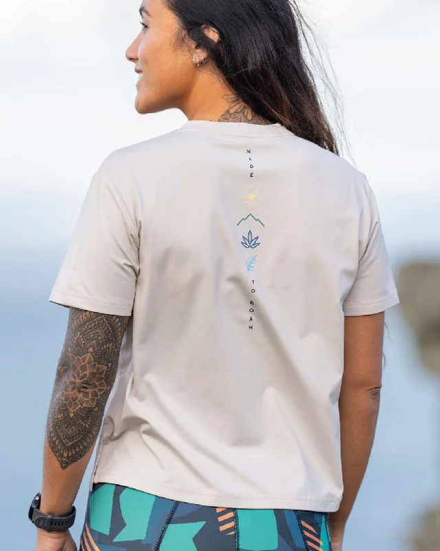 Striped Women T Shirt in a Classic PatternAlign Active Recycled T-Shirt - Vintage White Striped Women T Shirt in a Classic PatternAlign Active Recycled T-Shirt - Vintage White