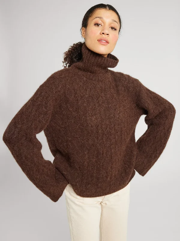 V - Neck Women's Ribbed Wool Sweaters for FallV - Neck Women's Ribbed Wool Sweaters for FallAnnika Turtleneck in Cocoa V - Neck Women's Ribbed Wool Sweaters for FallV - Neck Women's Ribbed Wool Sweaters for FallAnnika Turtleneck in Cocoa