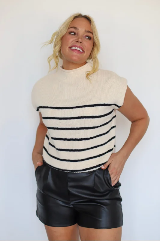 Plus Size Women's Oversized Chunky Knit SweatersPlus Size Women's Oversized Chunky Knit SweatersKait Mock Neck Sweater Tank