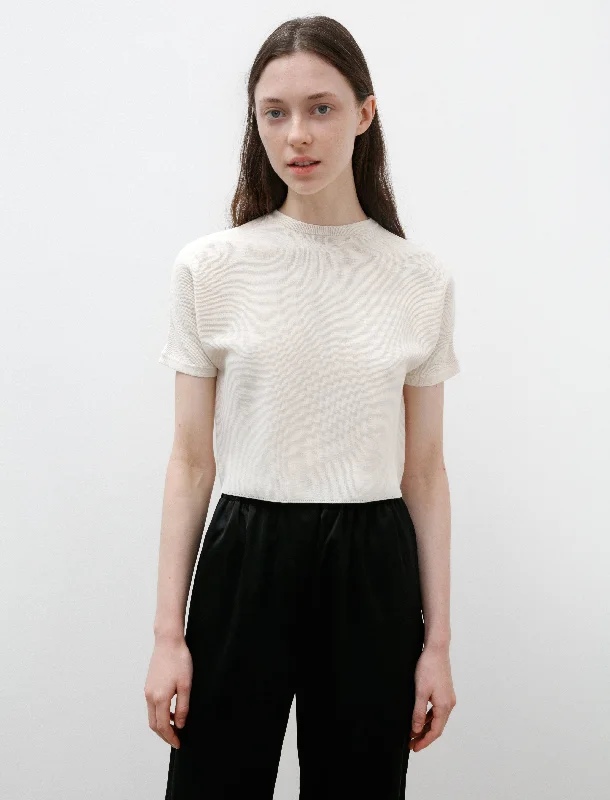Crew Neck Women T Shirt with a Timeless DesignKnitted Light Cotton Blend T-Shirt Milk Crew Neck Women T Shirt with a Timeless DesignKnitted Light Cotton Blend T-Shirt Milk