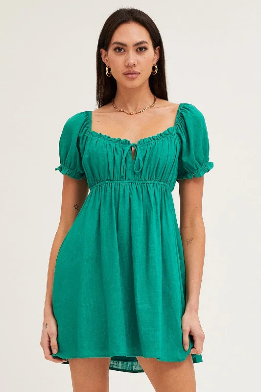 Sheath Women Dress with a Tailored Fit for a Professional LookGreen Gathered Bust Puff Sleeve Skater Dress Sheath Women Dress with a Tailored Fit for a Professional LookGreen Gathered Bust Puff Sleeve Skater Dress