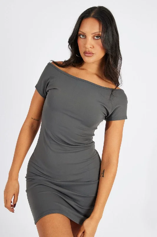 Pleated Women Dress with a Timeless and Elegant TextureGrey Dress Short Sleeve Open Back Supersoft