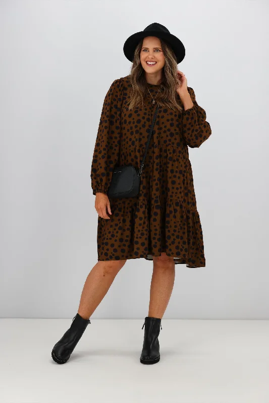 Off - the - Shoulder Women Dress for a Romantic and Feminine LookStella + Gemma Prudence Dress Choco Cheetah Off - the - Shoulder Women Dress for a Romantic and Feminine LookStella + Gemma Prudence Dress Choco Cheetah