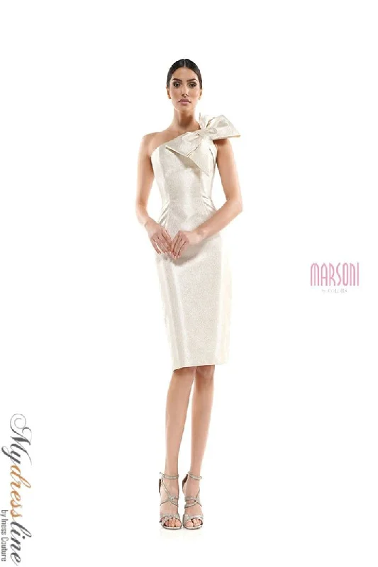 Mini Women Dress with a Short Hem for a Young and Trendy Style Mini Women Dress with a Short Hem for a Young and Trendy Style Marsoni MV1065 Mini Women Dress with a Short Hem for a Young and Trendy Style Mini Women Dress with a Short Hem for a Young and Trendy Style Marsoni MV1065