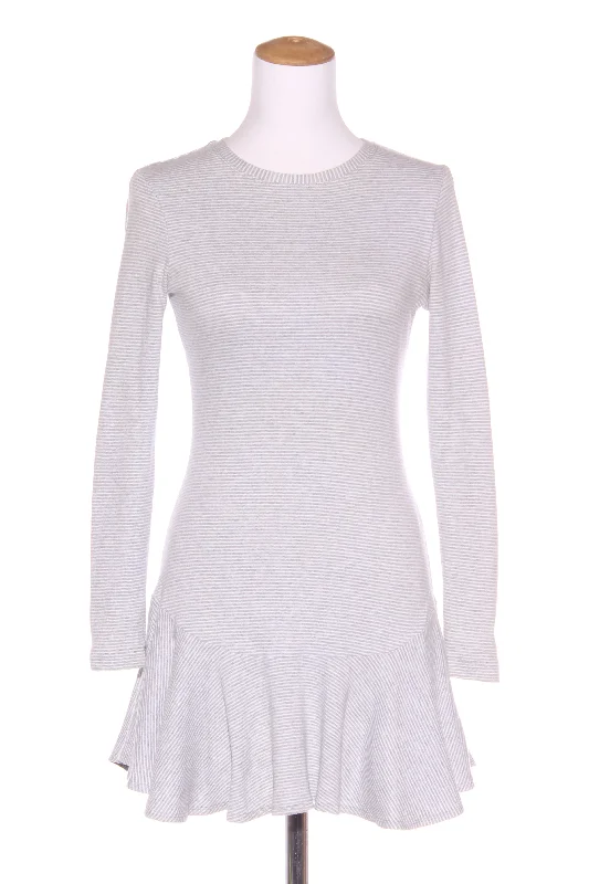 Pleated Women Dress with a Timeless and Elegant Texture Pleated Women Dress with a Timeless and Elegant Texture RUBY - Flare hem stripe sweat dress! 6-8 Pleated Women Dress with a Timeless and Elegant Texture Pleated Women Dress with a Timeless and Elegant Texture RUBY - Flare hem stripe sweat dress! 6-8