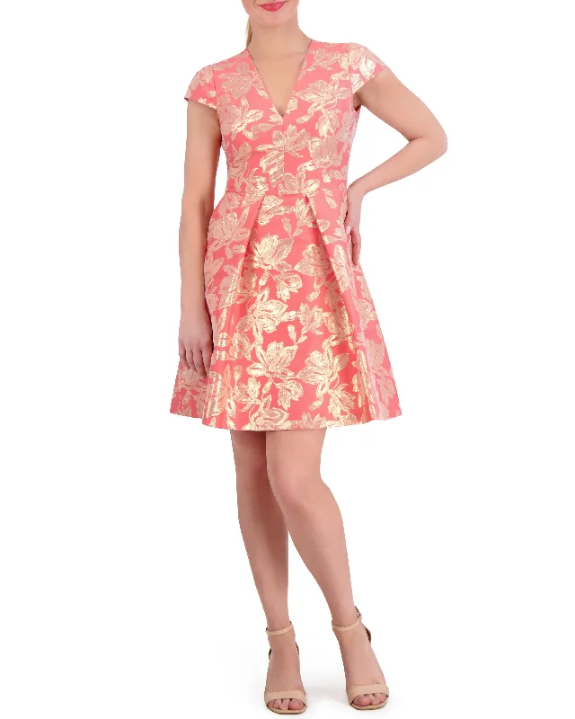 Shift Women Dress with a Simple and Classic Design for Everyday Wear Shift Women Dress with a Simple and Classic Design for Everyday Wear Petite Floral-Jacquard Fit-And-Flare Dress Shift Women Dress with a Simple and Classic Design for Everyday Wear Shift Women Dress with a Simple and Classic Design for Everyday Wear Petite Floral-Jacquard Fit-And-Flare Dress