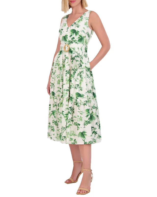 Empire Waist Women Dress to Accentuate the Bust and Conceal the Waist Empire Waist Women Dress to Accentuate the Bust and Conceal the Waist Petite Floral-Print Belted Tiered Dress Empire Waist Women Dress to Accentuate the Bust and Conceal the Waist Empire Waist Women Dress to Accentuate the Bust and Conceal the Waist Petite Floral-Print Belted Tiered Dress