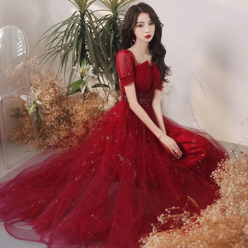 Maxi dresses with ribbed textures for a unique and tactile lookFashionSierra - Gorgeous Burgundy Ball Gowns Maxi dresses with ribbed textures for a unique and tactile lookFashionSierra - Gorgeous Burgundy Ball Gowns