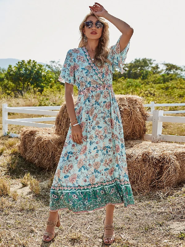 Maxi dresses with a criss - cross back for a flirty and unique detailKittenAlarm - Fresh and Sweet V-neck Printed Elastic Waist Dress Maxi dresses with a criss - cross back for a flirty and unique detailKittenAlarm - Fresh and Sweet V-neck Printed Elastic Waist Dress