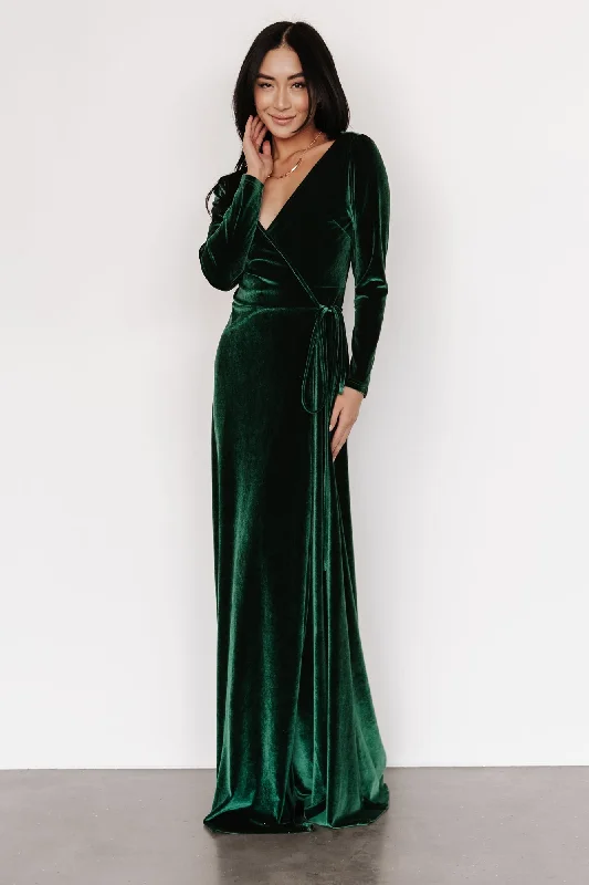 Maxi dresses with a paisley print for a classic and elegant styleEsmerelda Velvet Wrap Maxi Dress | Forest Maxi dresses with a paisley print for a classic and elegant styleEsmerelda Velvet Wrap Maxi Dress | Forest