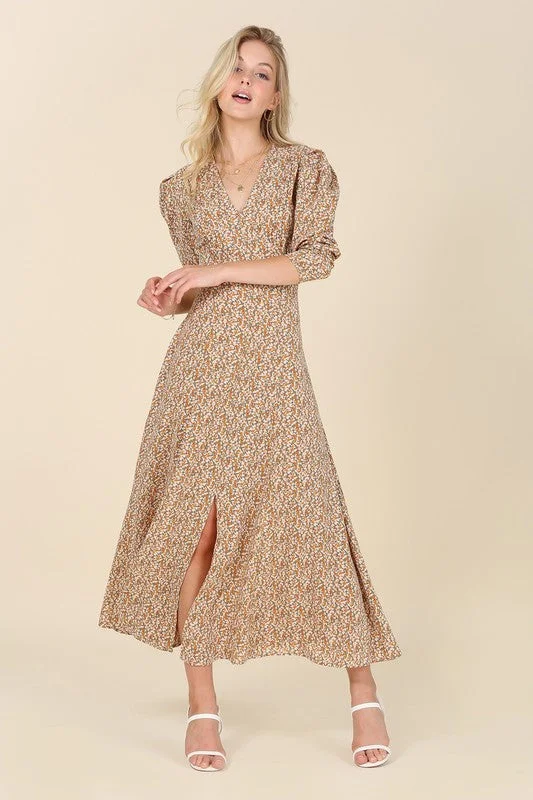 Metallic maxi dresses for a glamorous New Year's Eve partyFit and Flare floral maxi dress Metallic maxi dresses for a glamorous New Year's Eve partyFit and Flare floral maxi dress