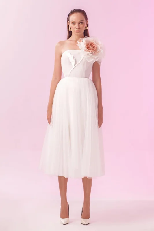 Midi dresses with pleated skirts for a timeless and elegant appealFaye Flared Floral Mesh Sheer Midi Dress Midi dresses with pleated skirts for a timeless and elegant appealFaye Flared Floral Mesh Sheer Midi Dress
