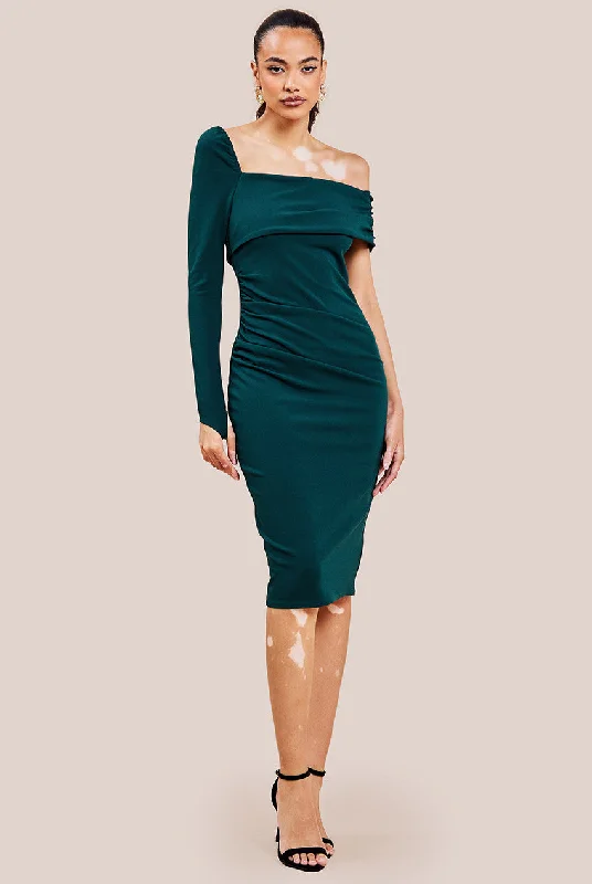 Midi dresses with gathered skirts for a full and flowing silhouetteGoddiva One Shoulder Scuba Midi Dress - Emerald Green Midi dresses with gathered skirts for a full and flowing silhouetteGoddiva One Shoulder Scuba Midi Dress - Emerald Green