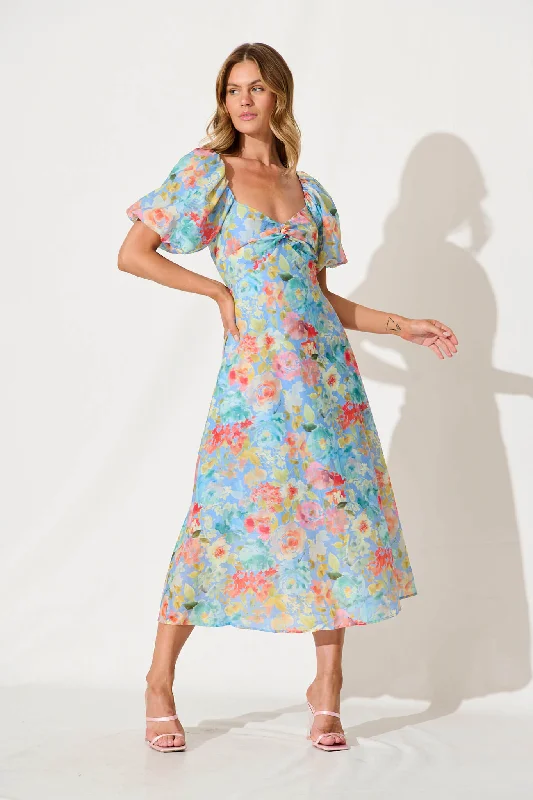 Midi dresses with embroidered accents for a unique and detailed designVale Midi Dress In Blue With Multi Floral Cotton Blend Midi dresses with embroidered accents for a unique and detailed designVale Midi Dress In Blue With Multi Floral Cotton Blend