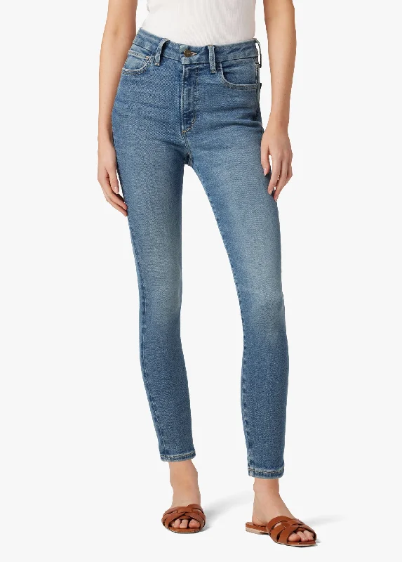 Fringed Denim Top with a Bohemian FlairTHE HI HONEY