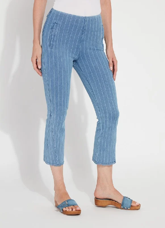 Women's flared office pants Ripped women jeans for a rebellious and fashion - forward style Shelli Crop Denim (24" Inseam) Women's flared office pants Ripped women jeans for a rebellious and fashion - forward style Shelli Crop Denim (24" Inseam)