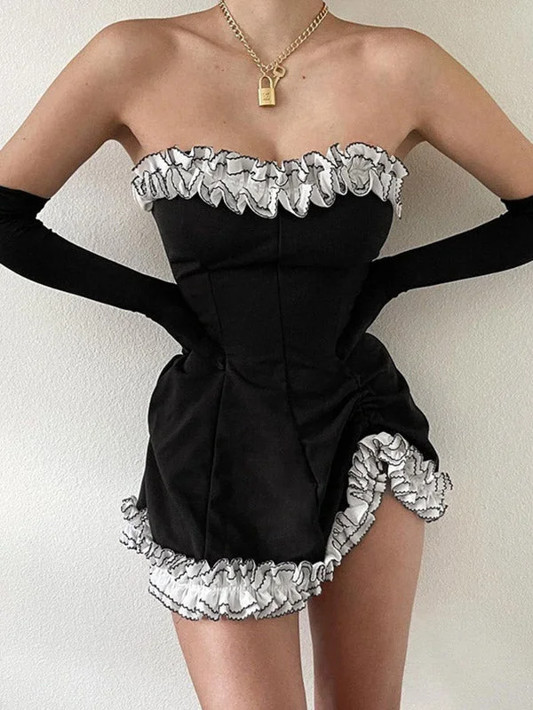 Mini dresses with tiered skirts for added volumeBerryBetty - Gloves Detail Strapless Black Mini Dress Mini dresses with tiered skirts for added volumeBerryBetty - Gloves Detail Strapless Black Mini Dress