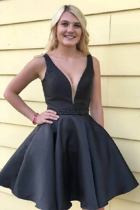 Halter - neck party dresses for a stylish and secure fitA Line V Neck Black Simple Homecoming Dresses with Pocket PD240 Halter - neck party dresses for a stylish and secure fitA Line V Neck Black Simple Homecoming Dresses with Pocket PD240