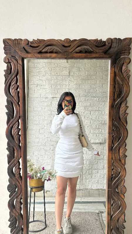 Mini bodycon dress for a night out on the town​Beauty 32-36 bust/l:35