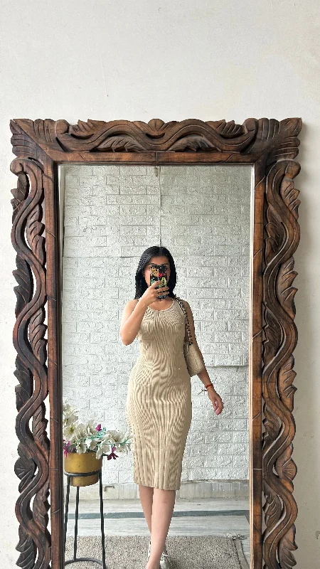 Sleeveless bodycon dress for summer parties​Beauty dress 32-33 bust/l:32