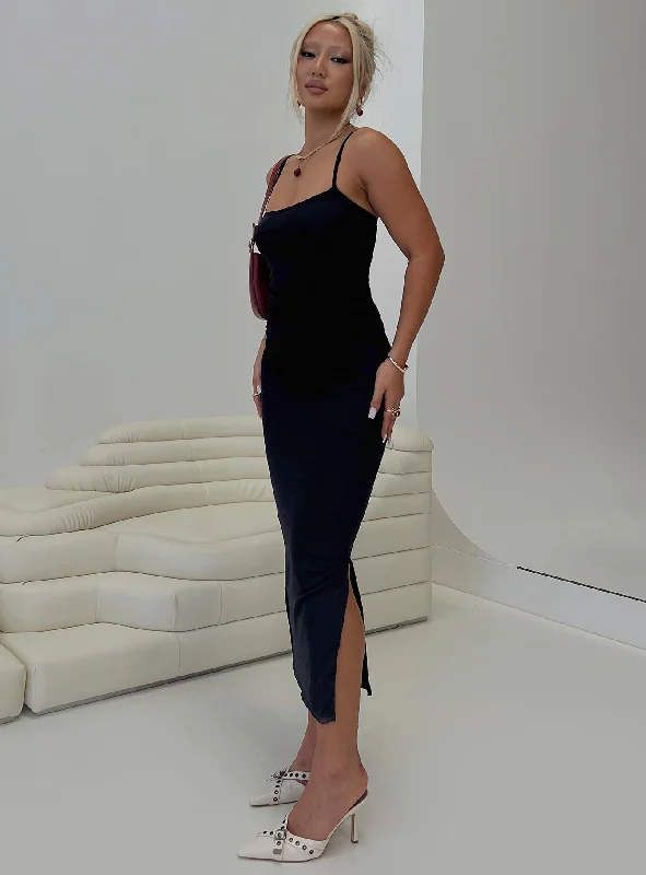 Cocktail dresses with a fringe detail and a sleeveless designApolline Maxi Dress Black Cocktail dresses with a fringe detail and a sleeveless designApolline Maxi Dress Black