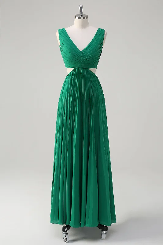 Wedding guest dresses with tassel - adorned belts and A - line skirtsGreen A-Line V Neck Ruched Chiffon Knee Length Bridesmaid Dress Wedding guest dresses with tassel - adorned belts and A - line skirtsGreen A-Line V Neck Ruched Chiffon Knee Length Bridesmaid Dress