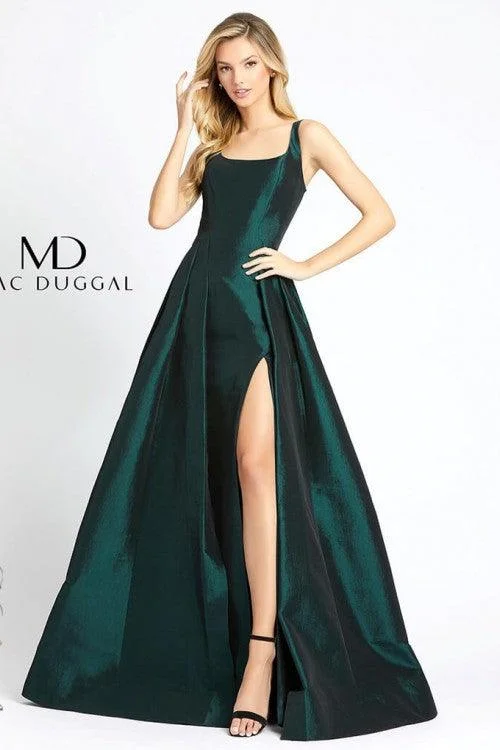 Bodycon dress with a ruched design for added textureMac Duggal 12225 Long Prom Dress Bodycon dress with a ruched design for added textureMac Duggal 12225 Long Prom Dress