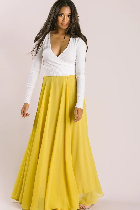 Ribbed - texture wedding guest dresses in neutral colorsPetite Amelia Full Maxi Skirt Ribbed - texture wedding guest dresses in neutral colorsPetite Amelia Full Maxi Skirt