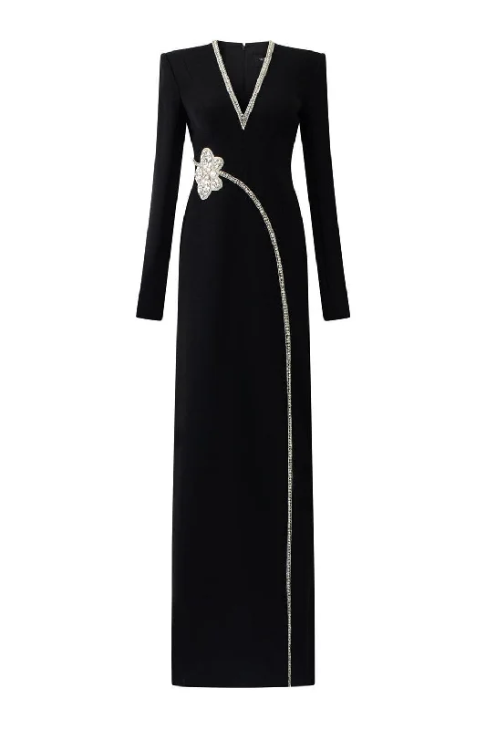 Party dresses with a criss - cross back design for a stylish detailPresley A-line V-Neck Velvet Floor Length Dress Party dresses with a criss - cross back design for a stylish detailPresley A-line V-Neck Velvet Floor Length Dress