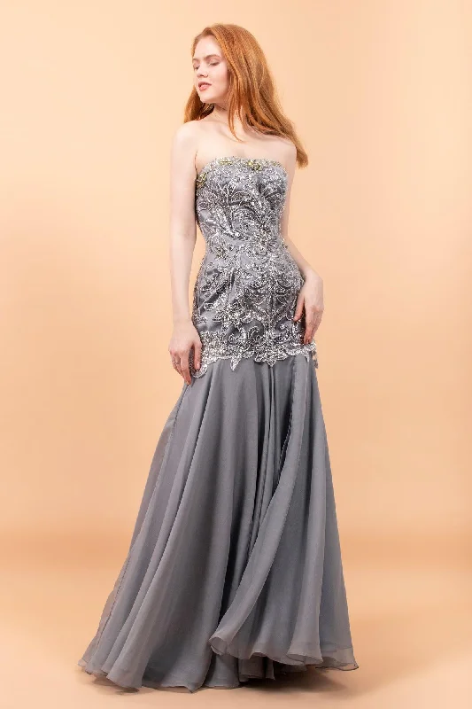 Bodycon dress with a one - shoulder designProm Long Strapless Beaded Formal Chiffon Dress Bodycon dress with a one - shoulder designProm Long Strapless Beaded Formal Chiffon Dress