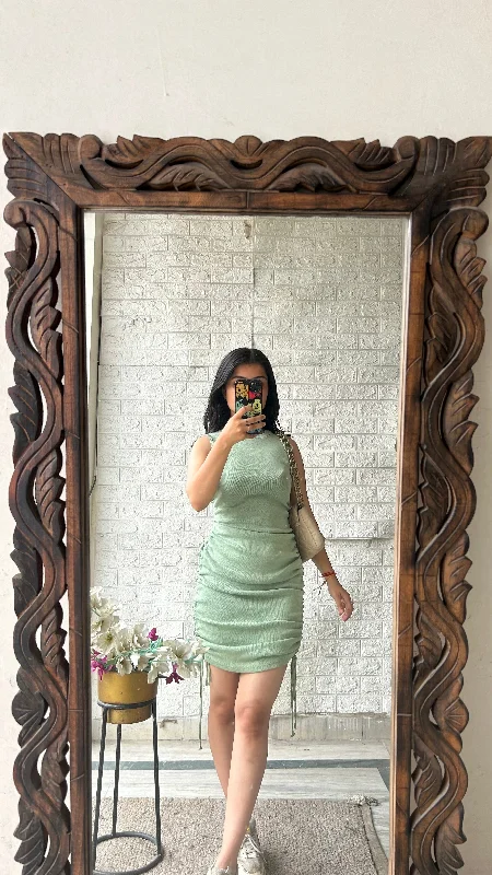 Sheath - style bodycon dress for a sophisticated office lookRushed dresss 32-34 bust/l:32 Sheath - style bodycon dress for a sophisticated office lookRushed dresss 32-34 bust/l:32