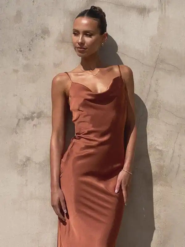 Cocktail dresses with off - the - shoulder designs and beaded accentsWomen’s suspender deep V-neck slim fashion dress Cocktail dresses with off - the - shoulder designs and beaded accentsWomen’s suspender deep V-neck slim fashion dress