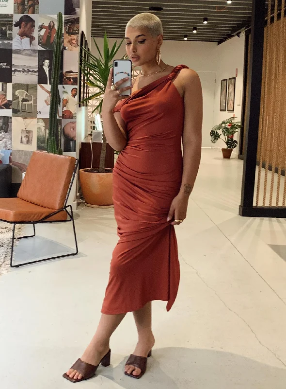 Prom dresses with ruched bodices and organza sleeves for a romantic lookDanyon Maxi Dress Burgundy Prom dresses with ruched bodices and organza sleeves for a romantic lookDanyon Maxi Dress Burgundy